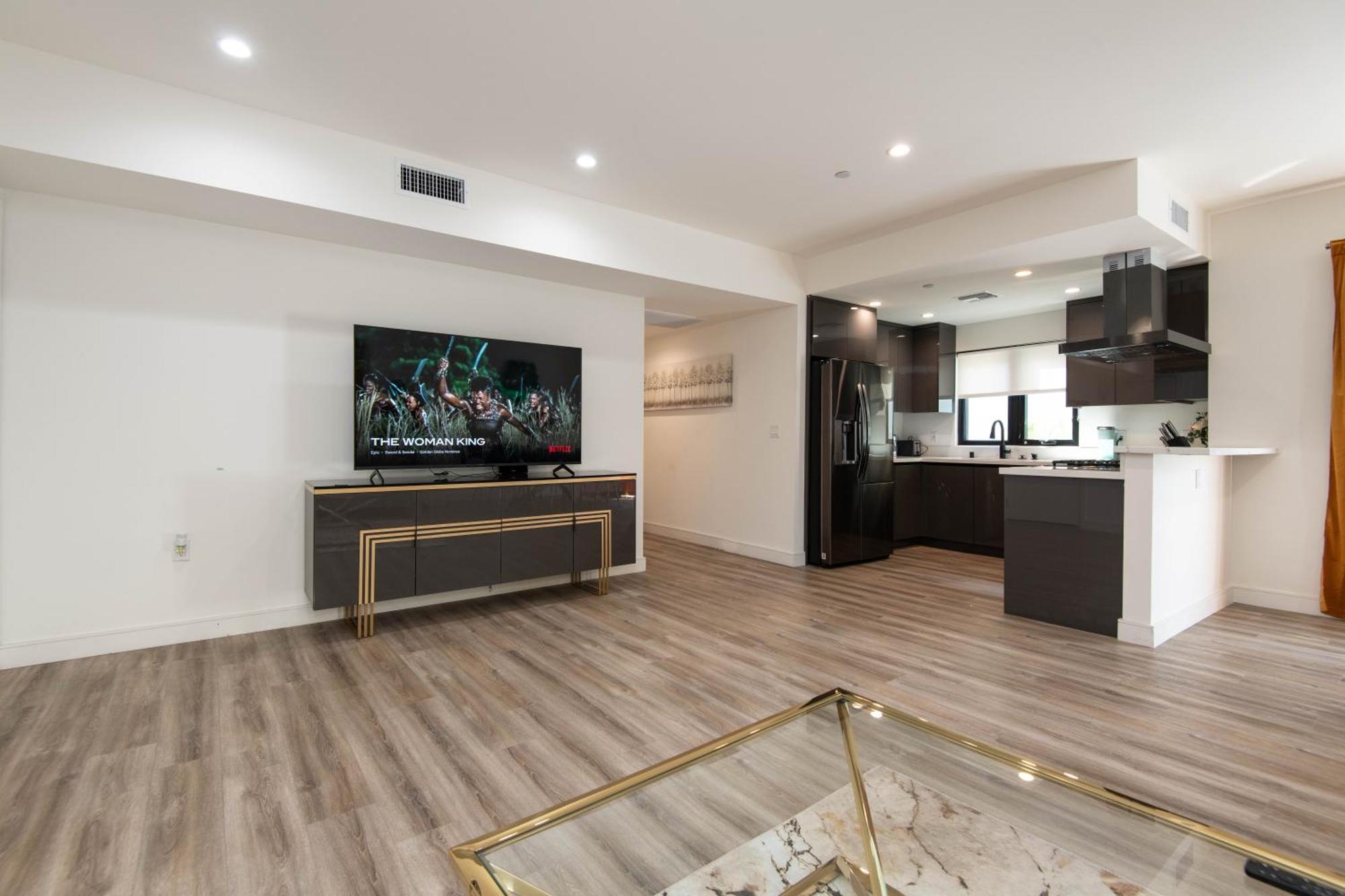 גלנדייל Regency Modern Apartments מראה חיצוני תמונה