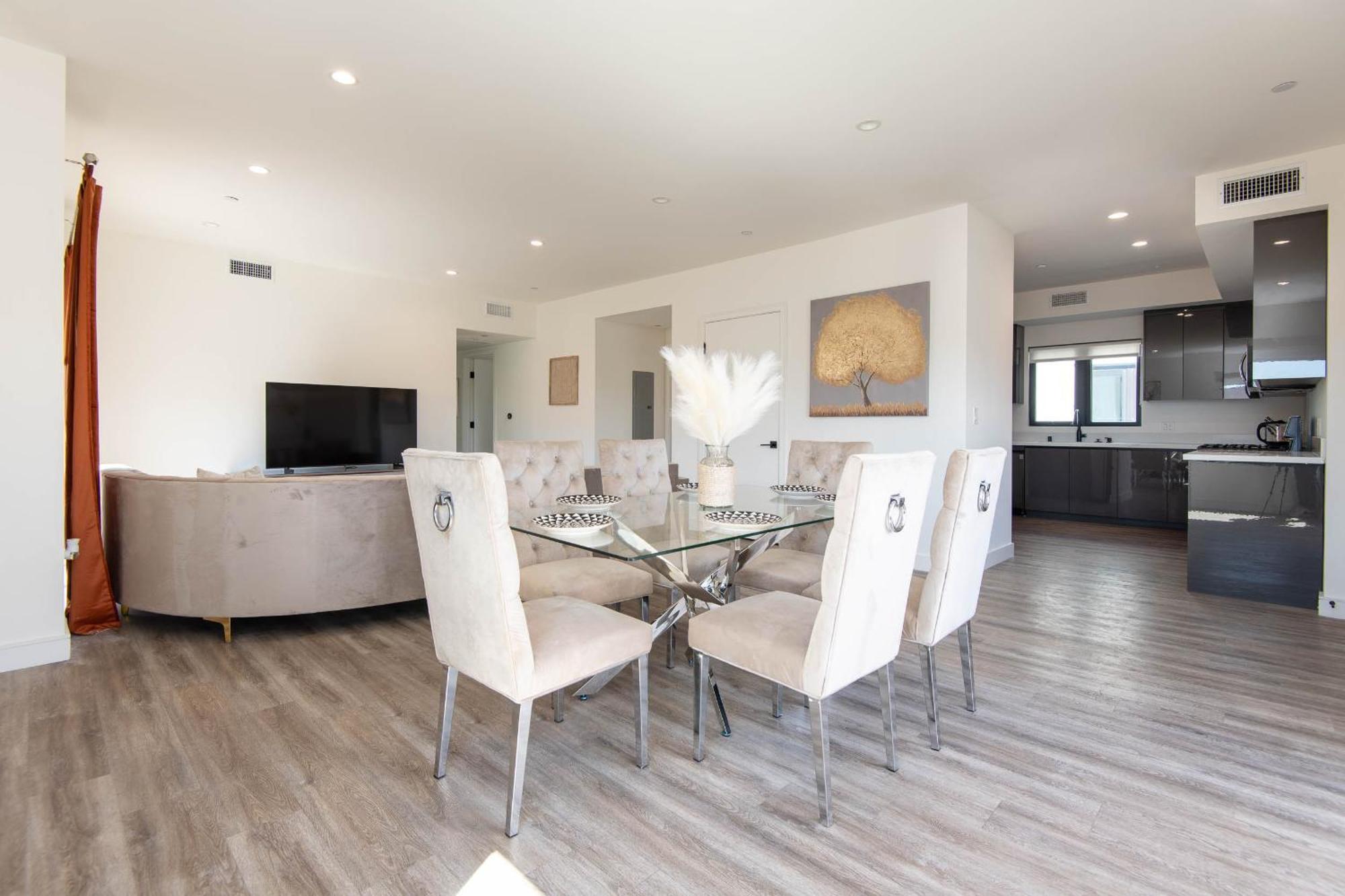 גלנדייל Regency Modern Apartments מראה חיצוני תמונה
